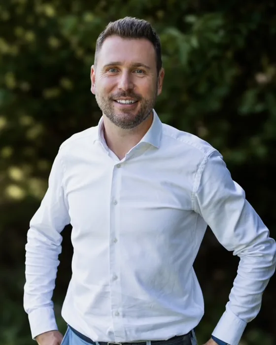 Portrét – Mgr. Karel Moric, MBA